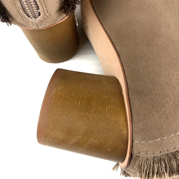 Bernardo Ingrid Suede Booties Brown Size 8M - Picture 5 of 10